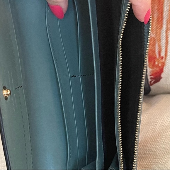 COA⭐️BURBERRY Continental wallet⭐️Smoky green⭐️PERFECT A FOR WALLET ON CHAIN⭐️ - Picture 9 of 12